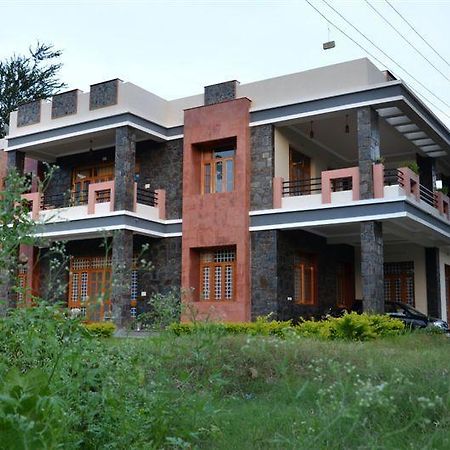 Bed and Breakfast The Royale Country Retreat à Udaipur Extérieur photo